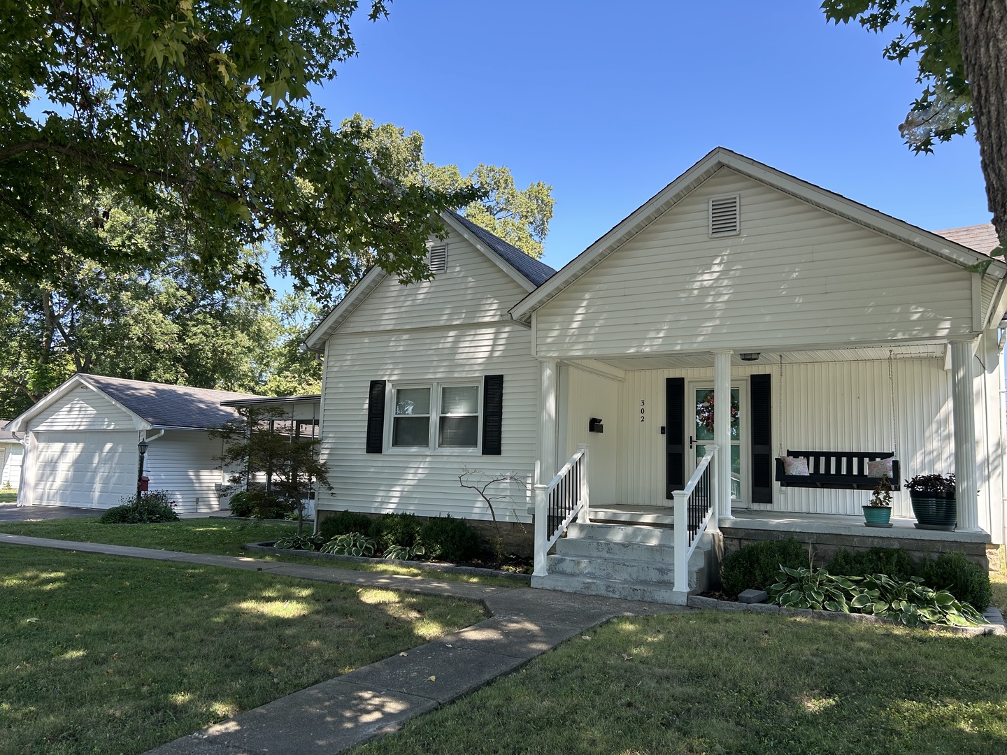 property viewer photo 1