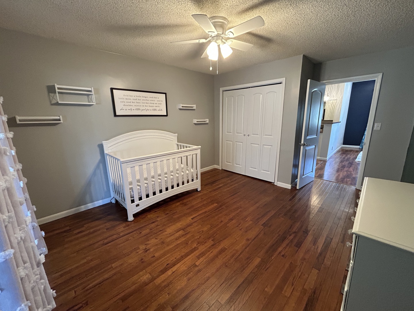 property viewer photo 21