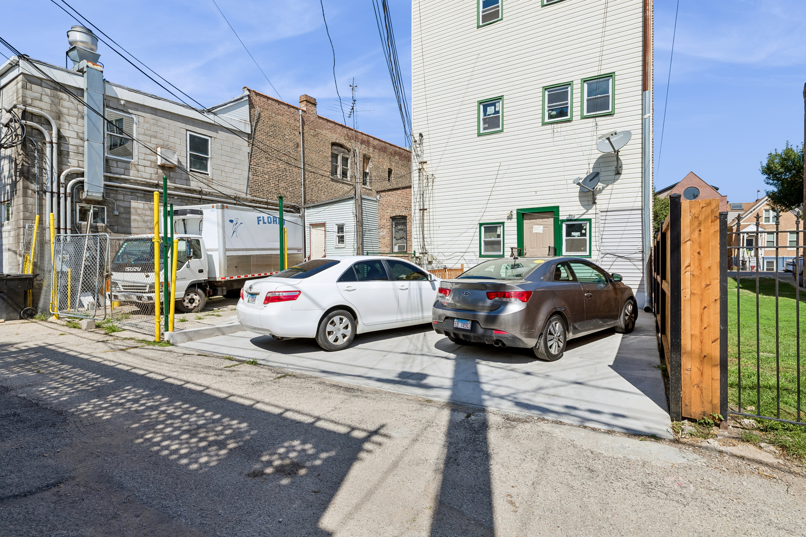main property photo 16