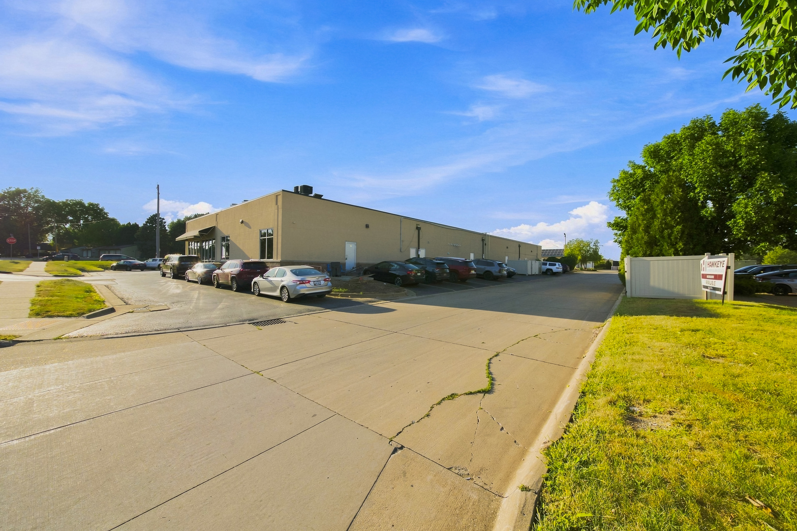 main property photo 30