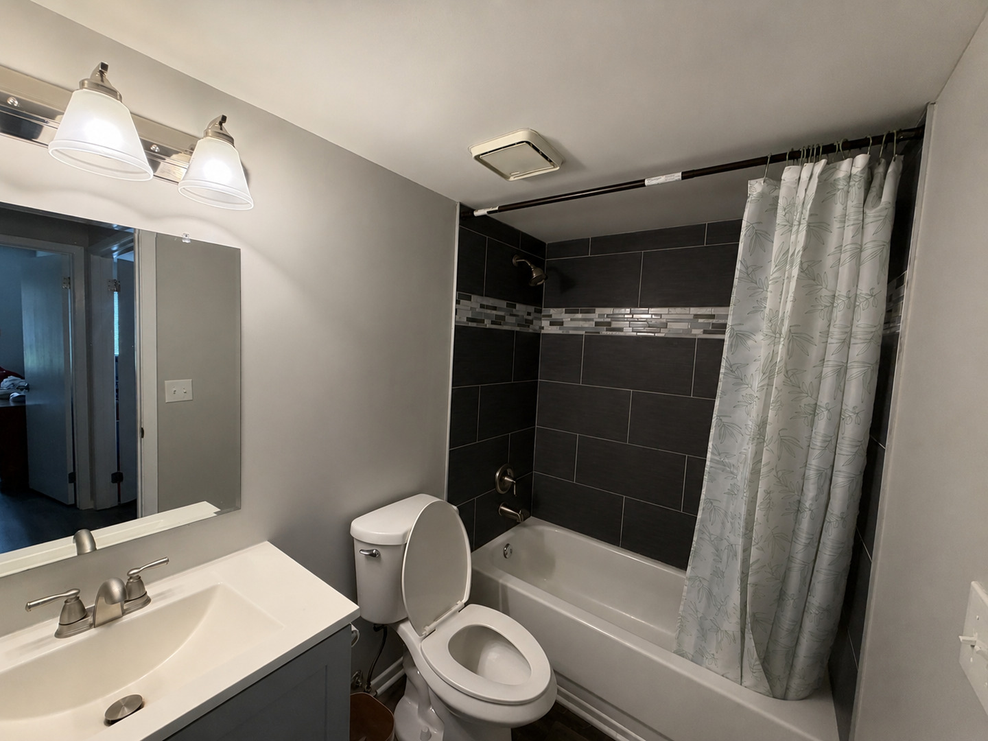 property viewer photo 4