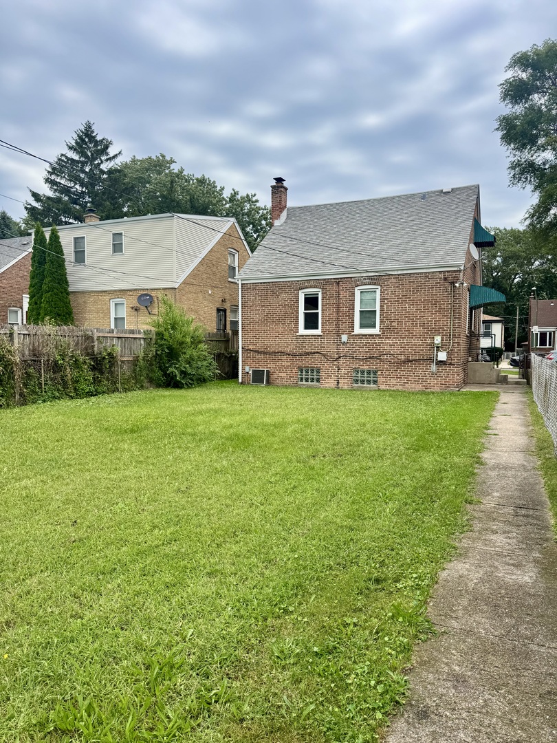 main property photo 10