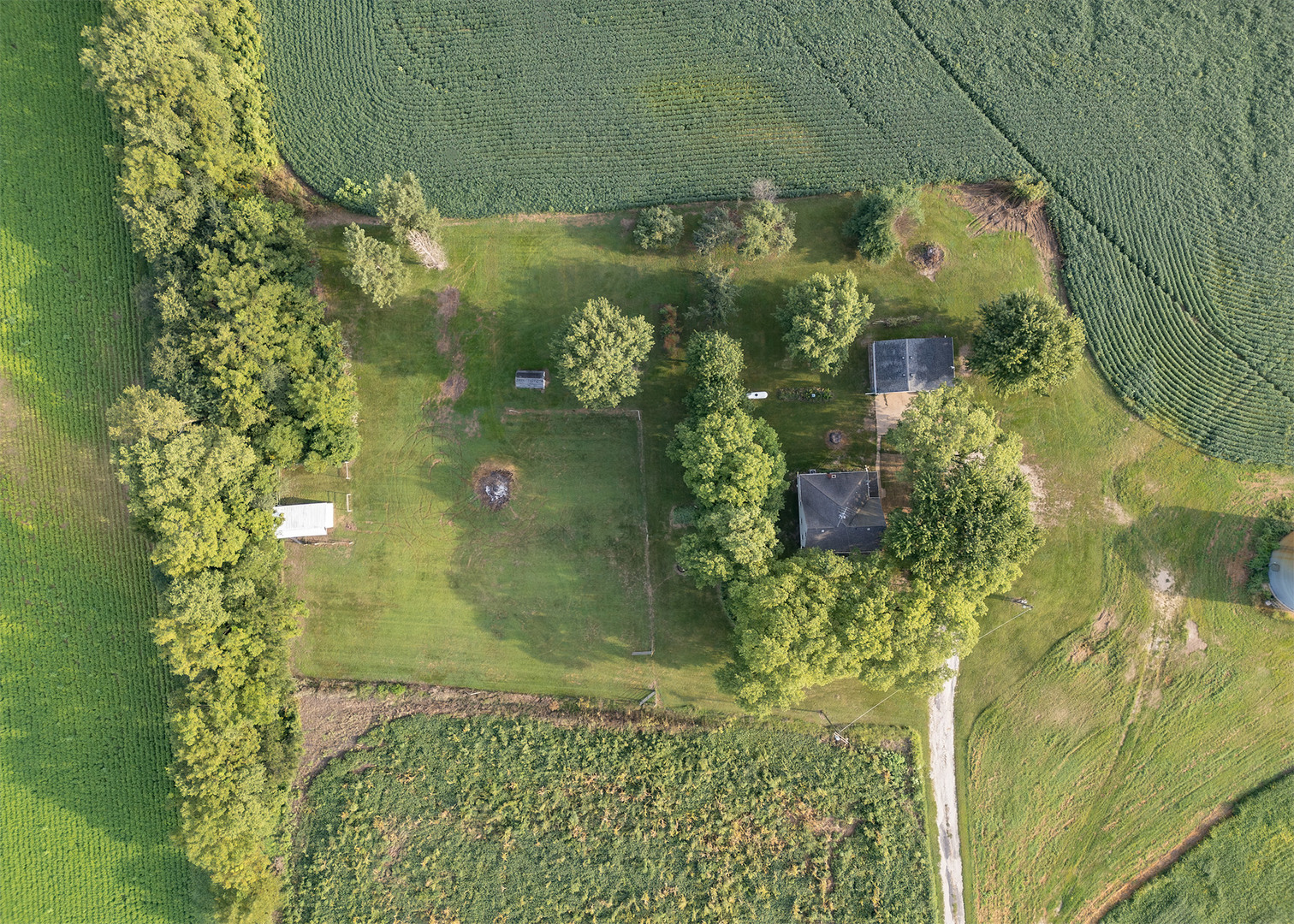 main property photo 31