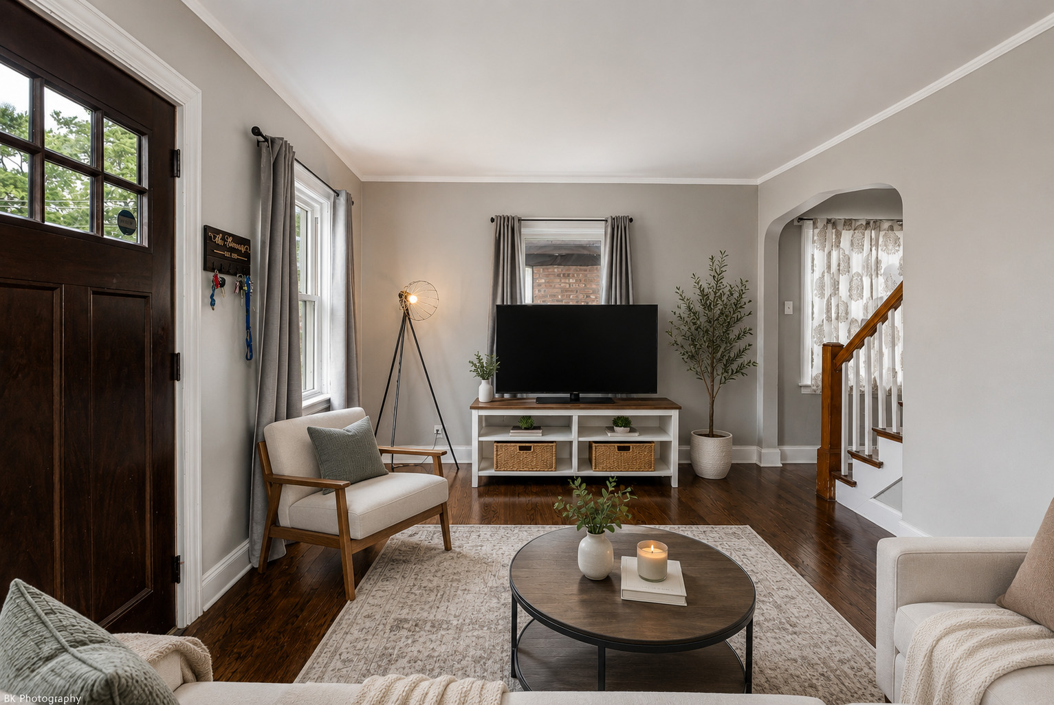 main property photo 3