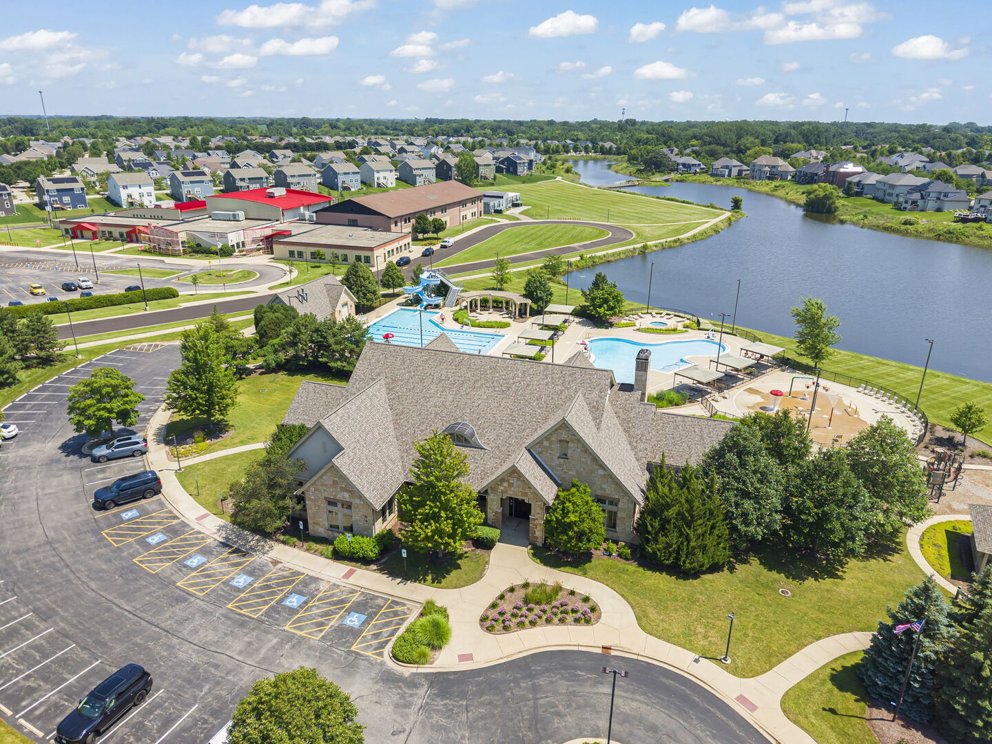 main property photo 32