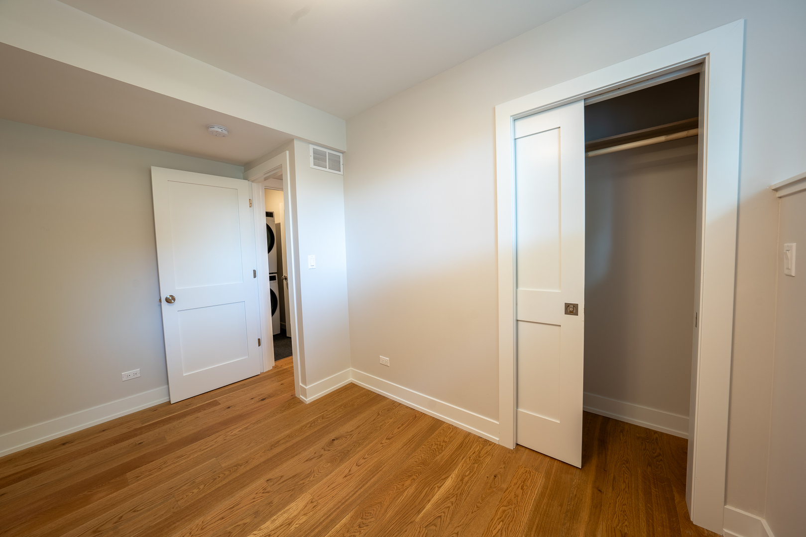 property viewer photo 9