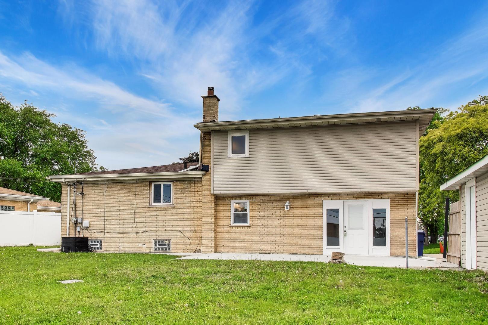main property photo 40
