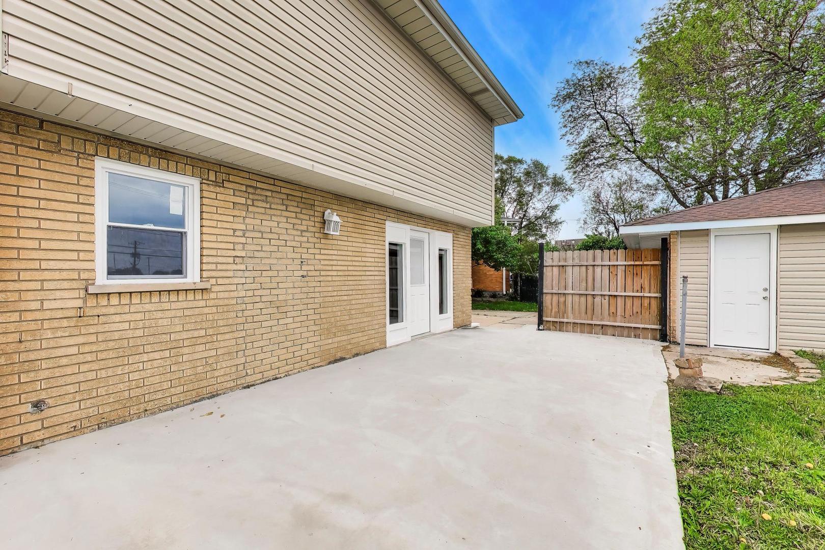 main property photo 42