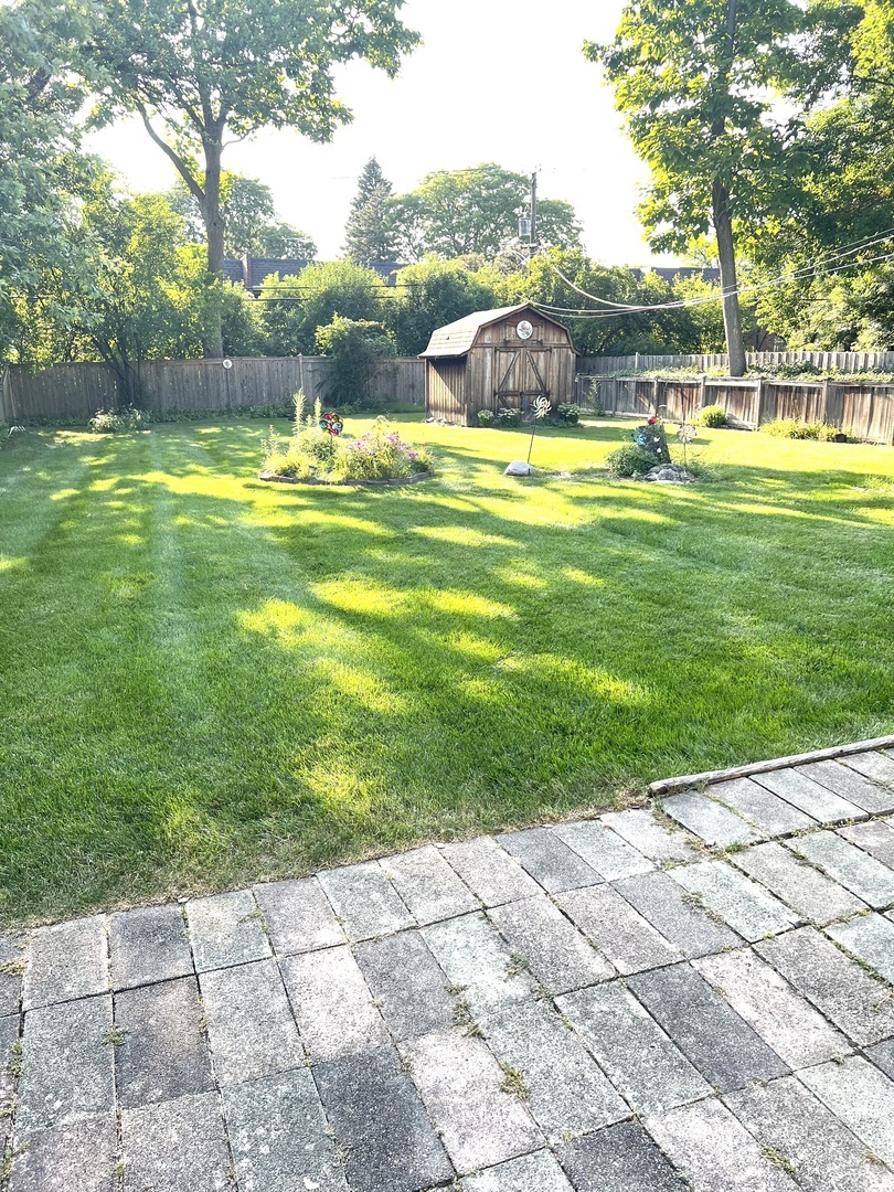 main property photo 13