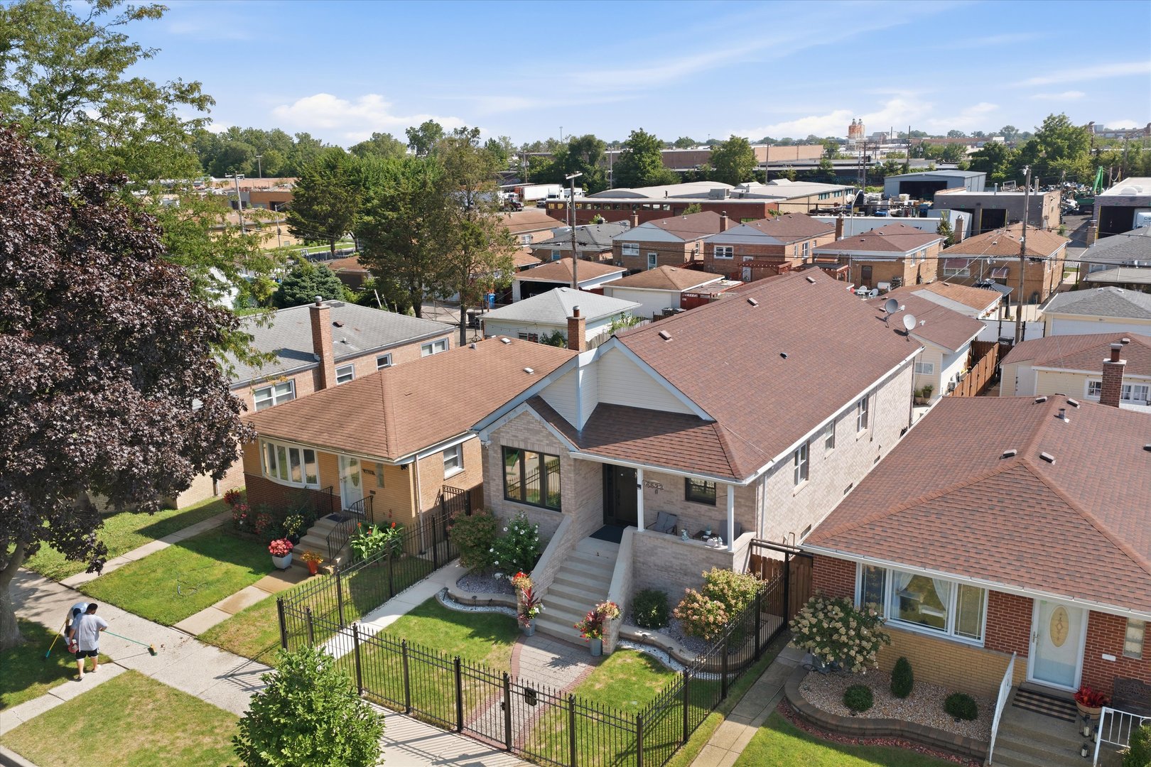main property photo 39