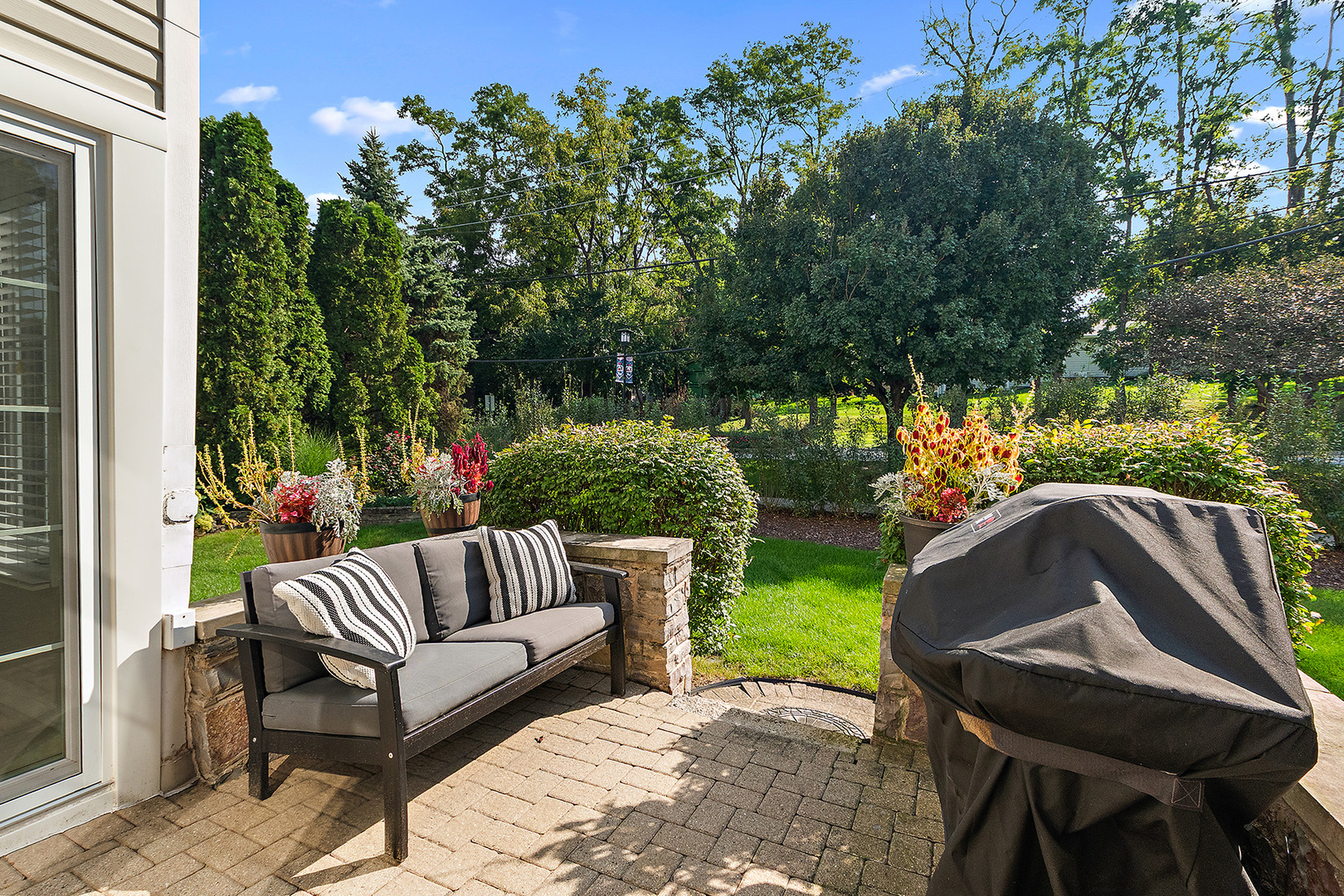 main property photo 42