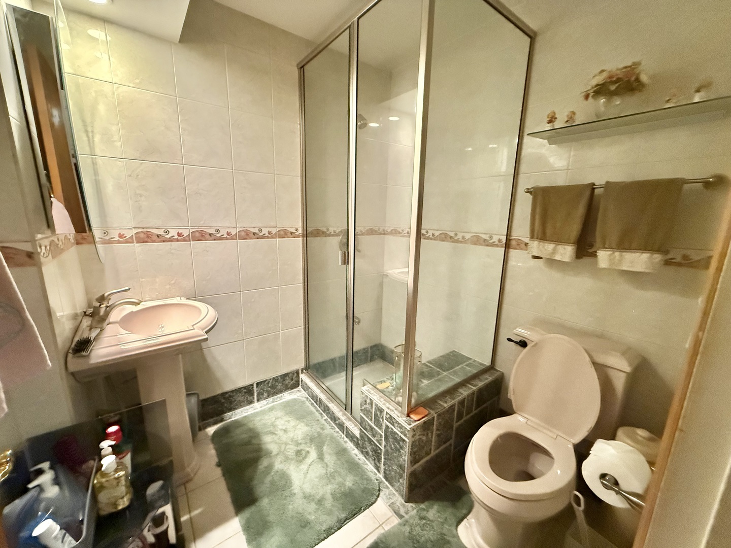 main property photo 20