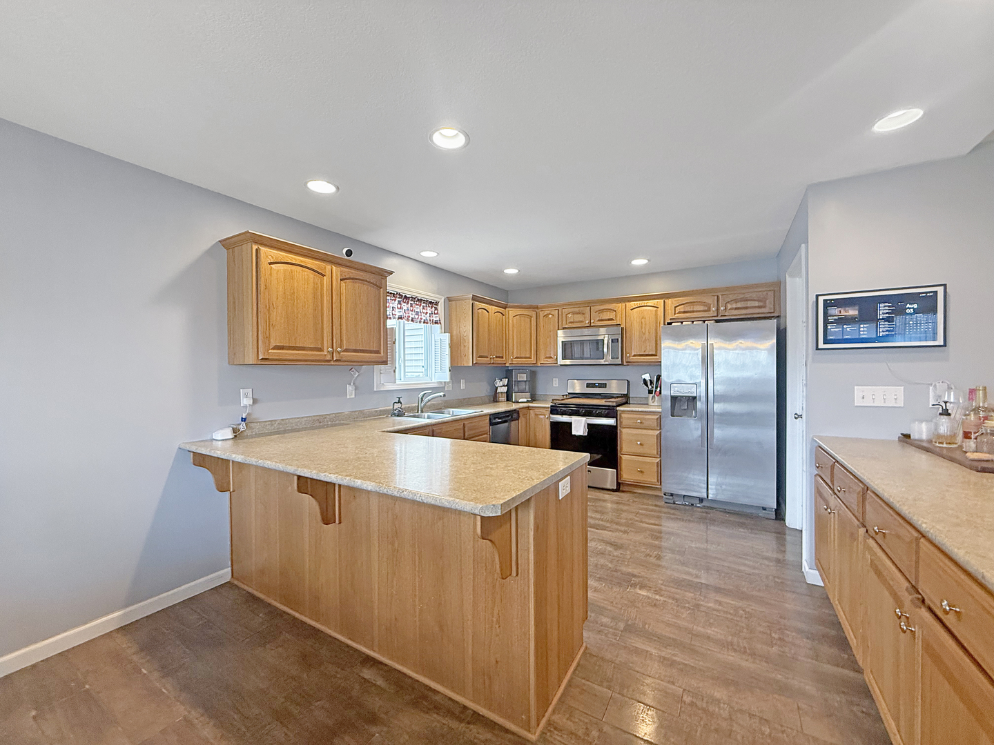 main property photo 7