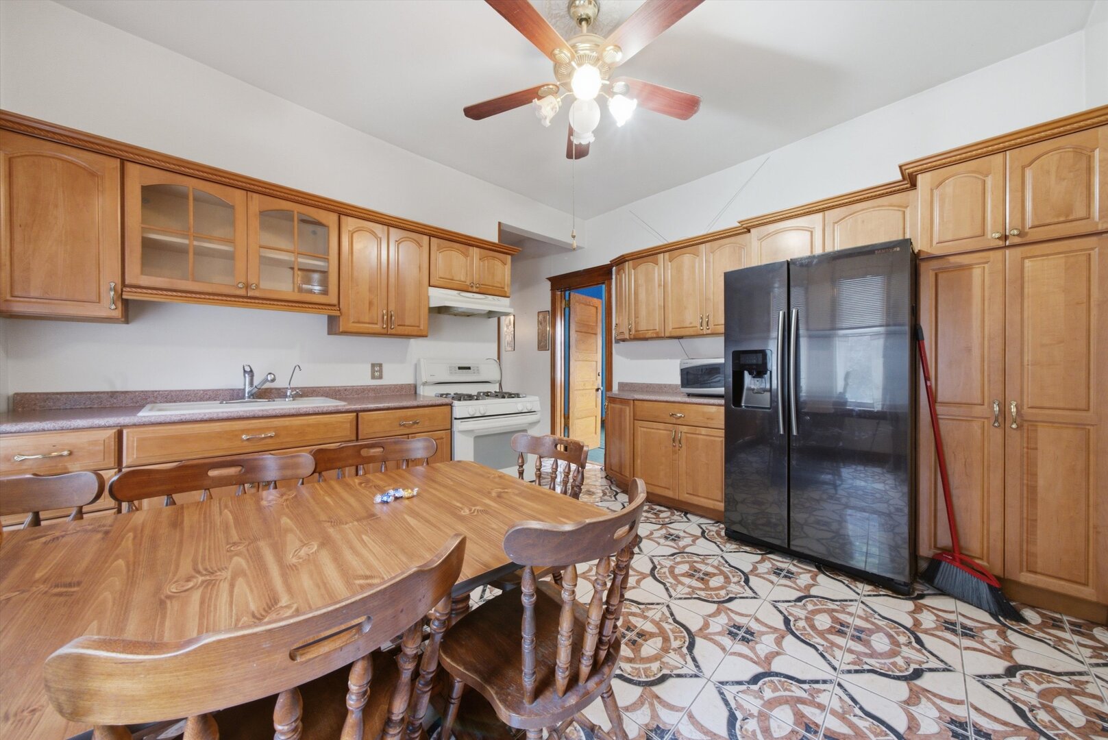 main property photo 32