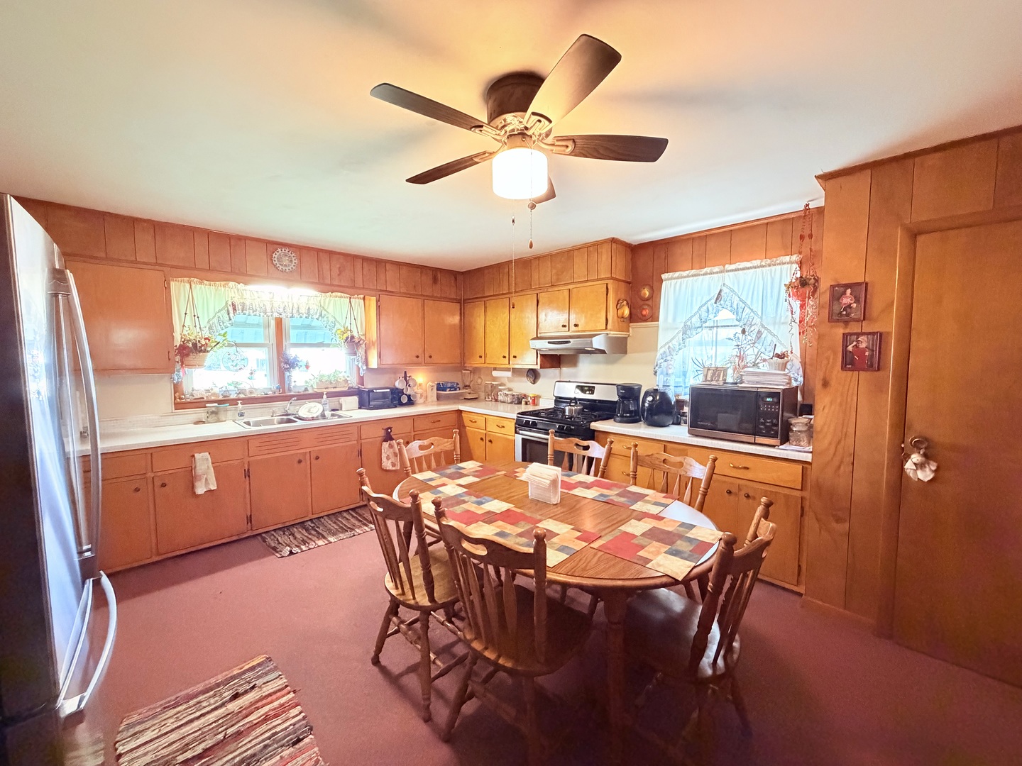 main property photo 10