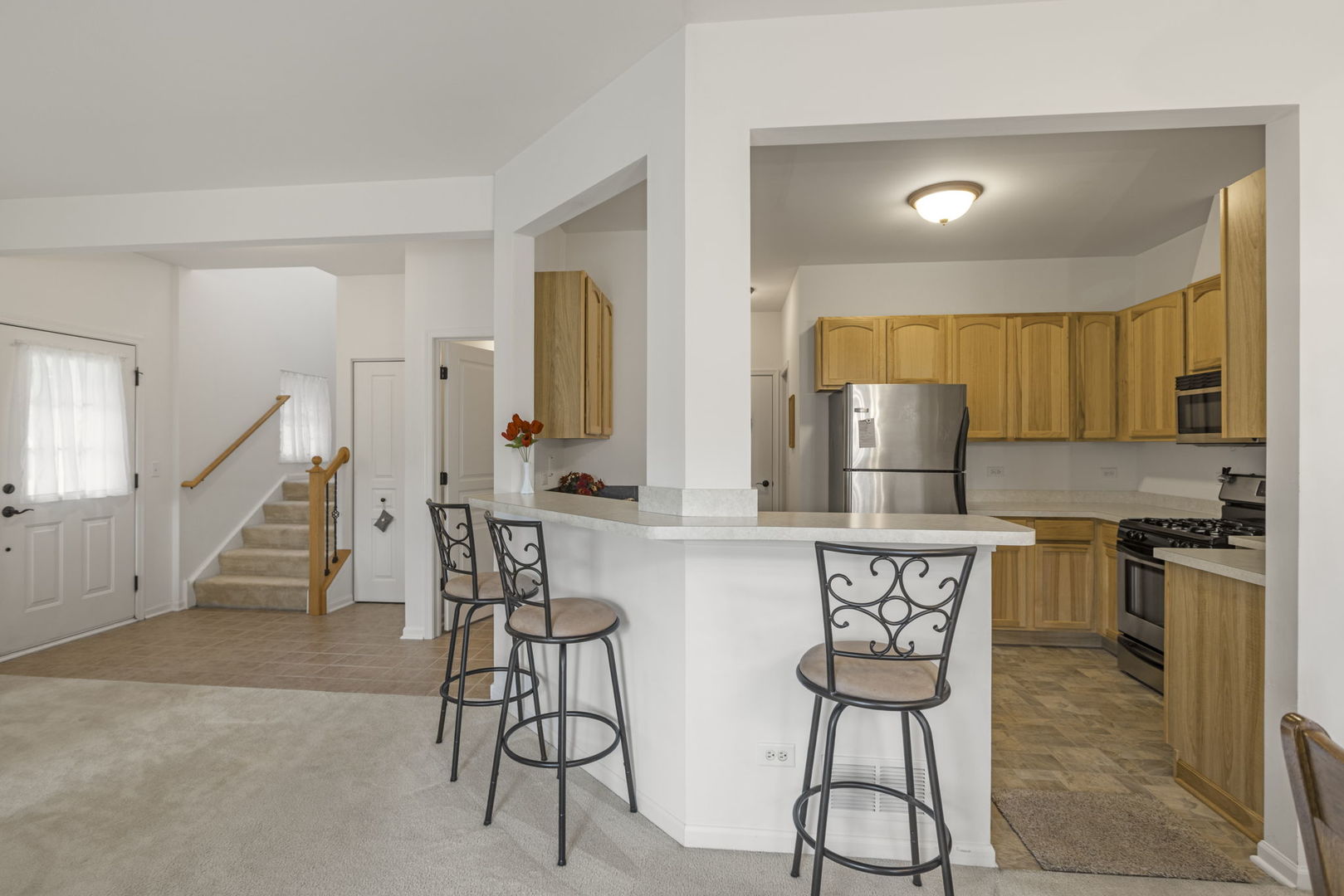 main property photo 6