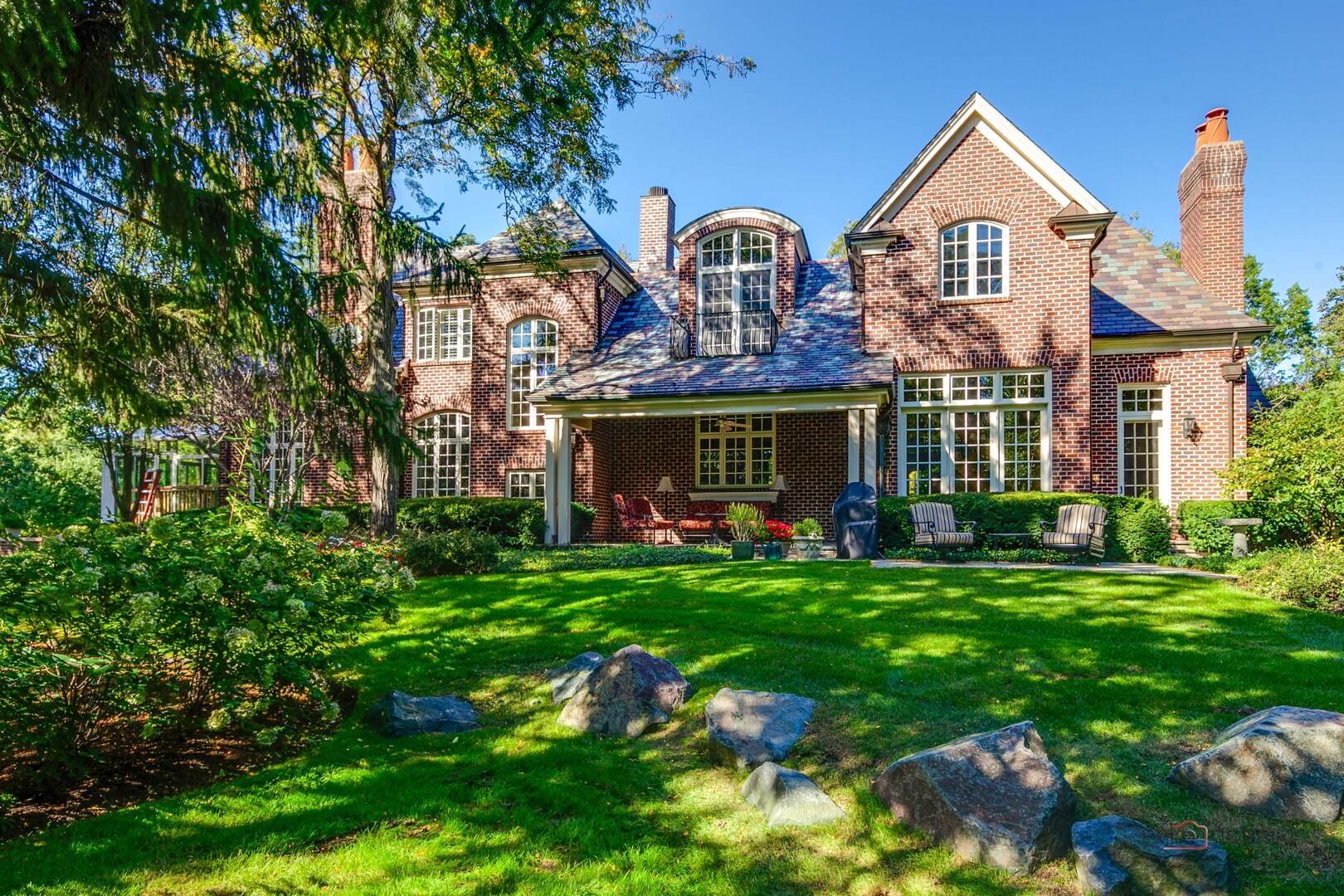main property photo 50