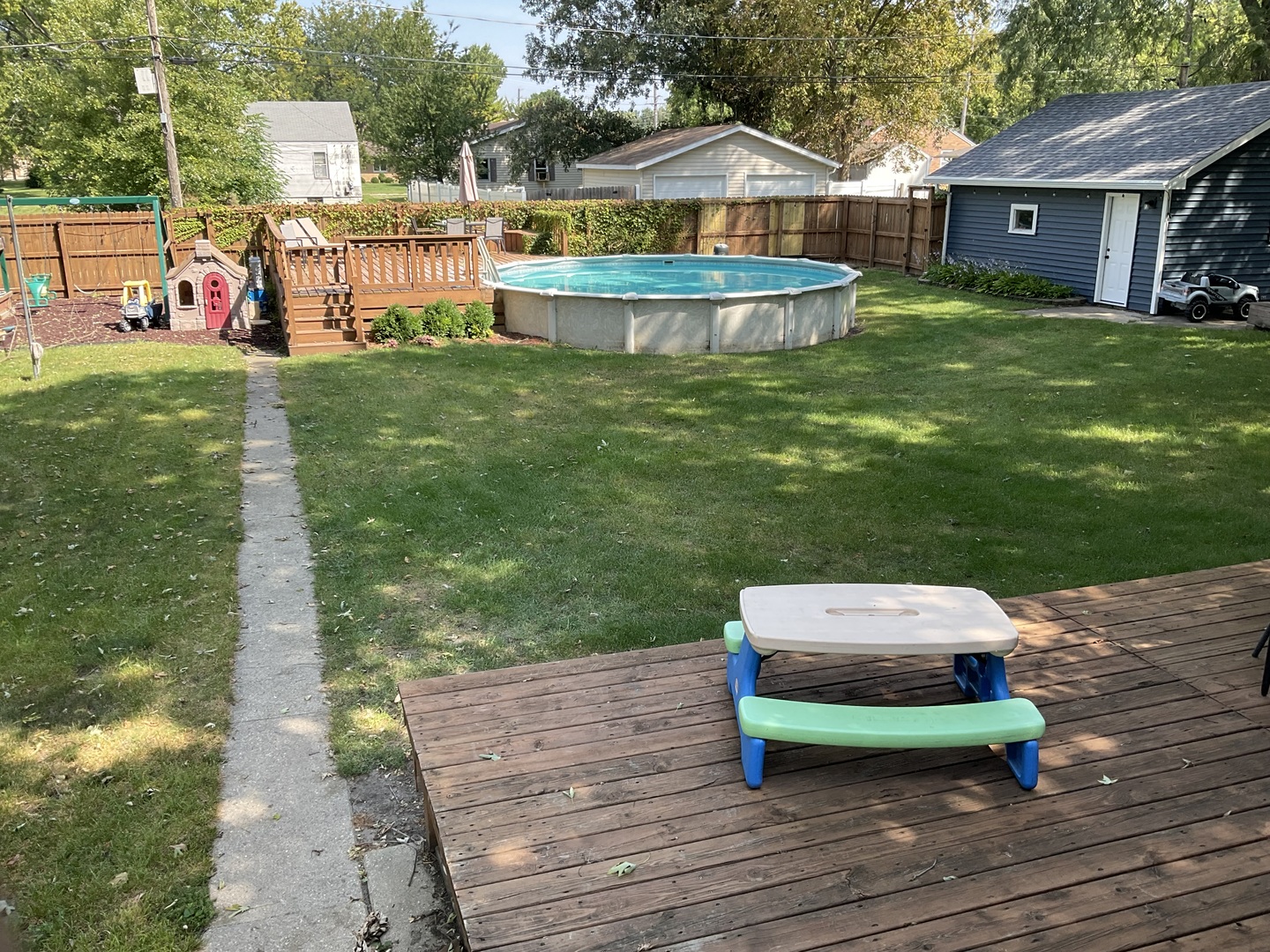 main property photo 16