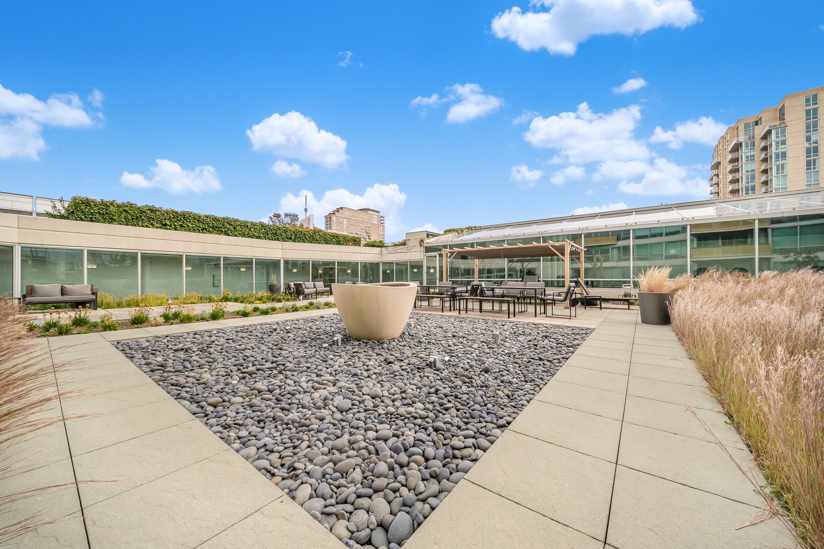 property viewer photo 20