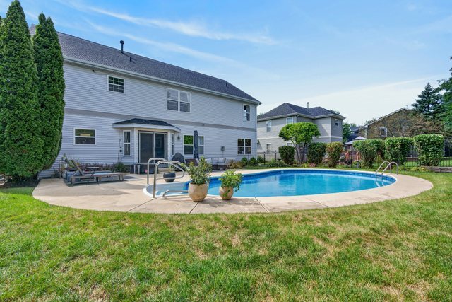 main property photo 27
