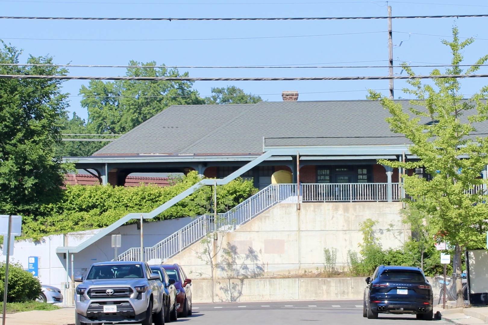main property photo 14