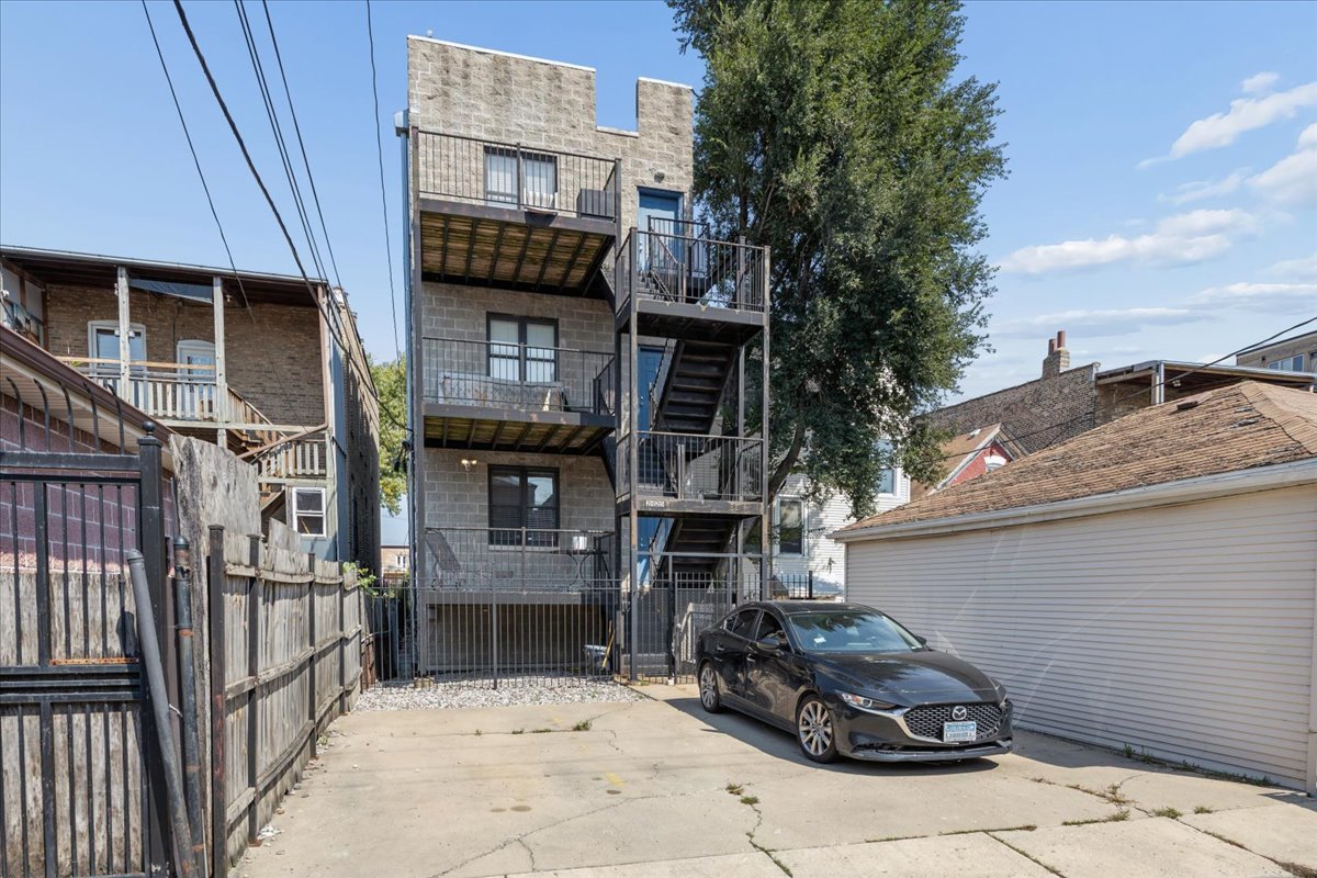 main property photo 19