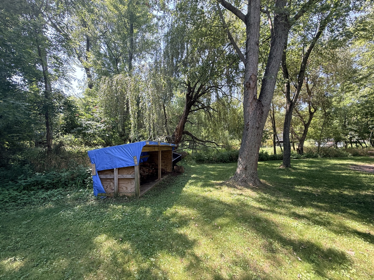main property photo 32