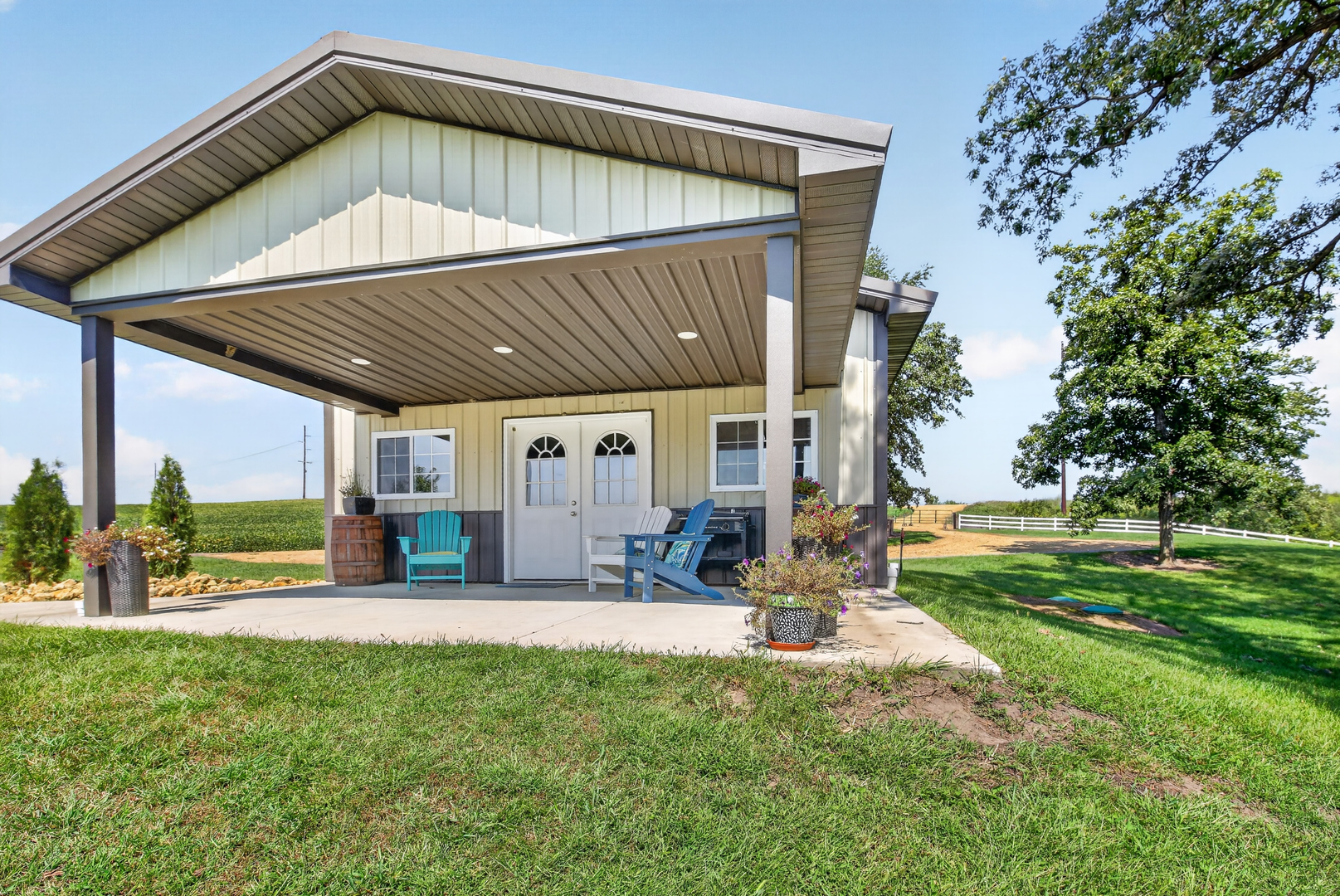 main property photo 21