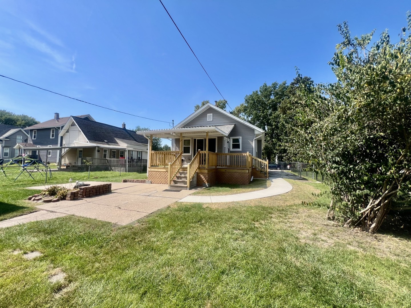 main property photo 17