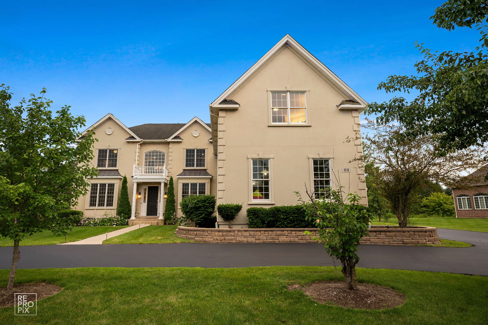 main property photo 2