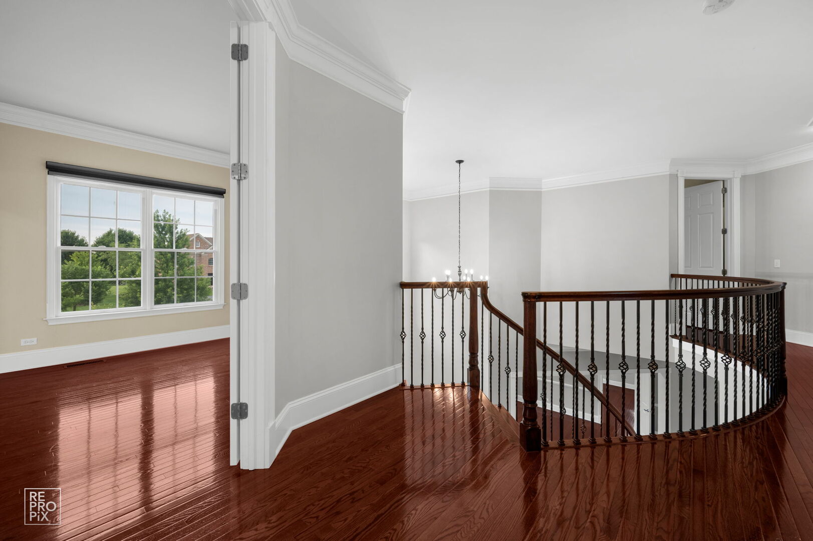 main property photo 25