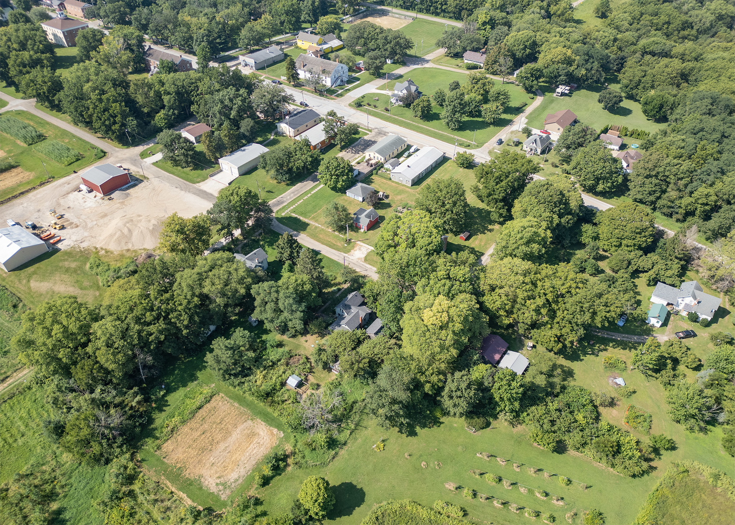 main property photo 24