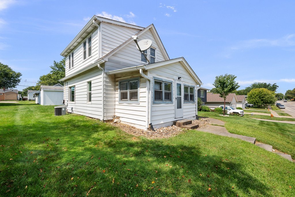 main property photo 20