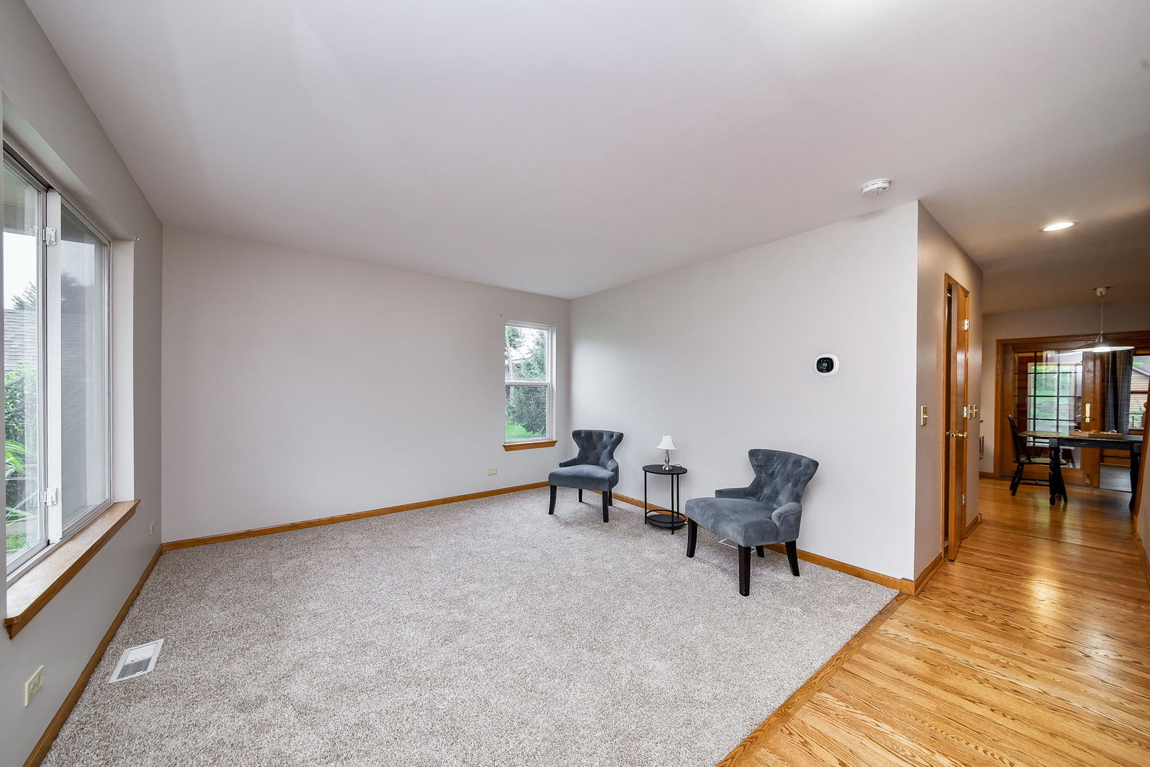 property viewer photo 2