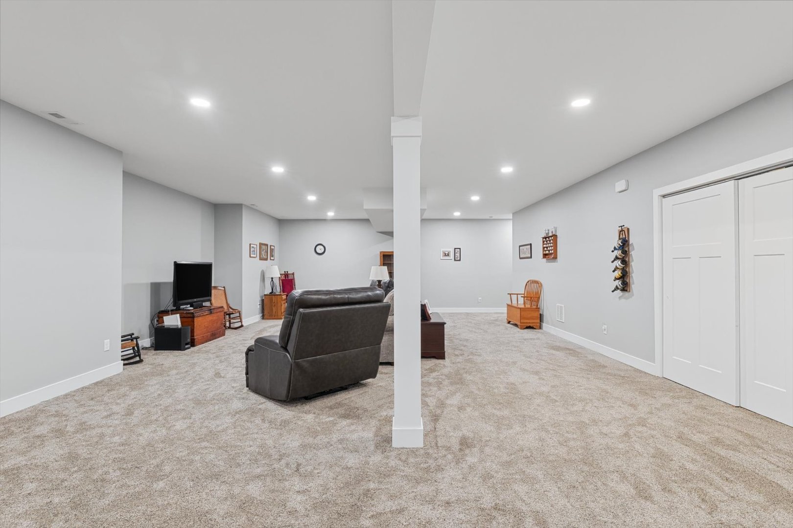 property viewer photo 37
