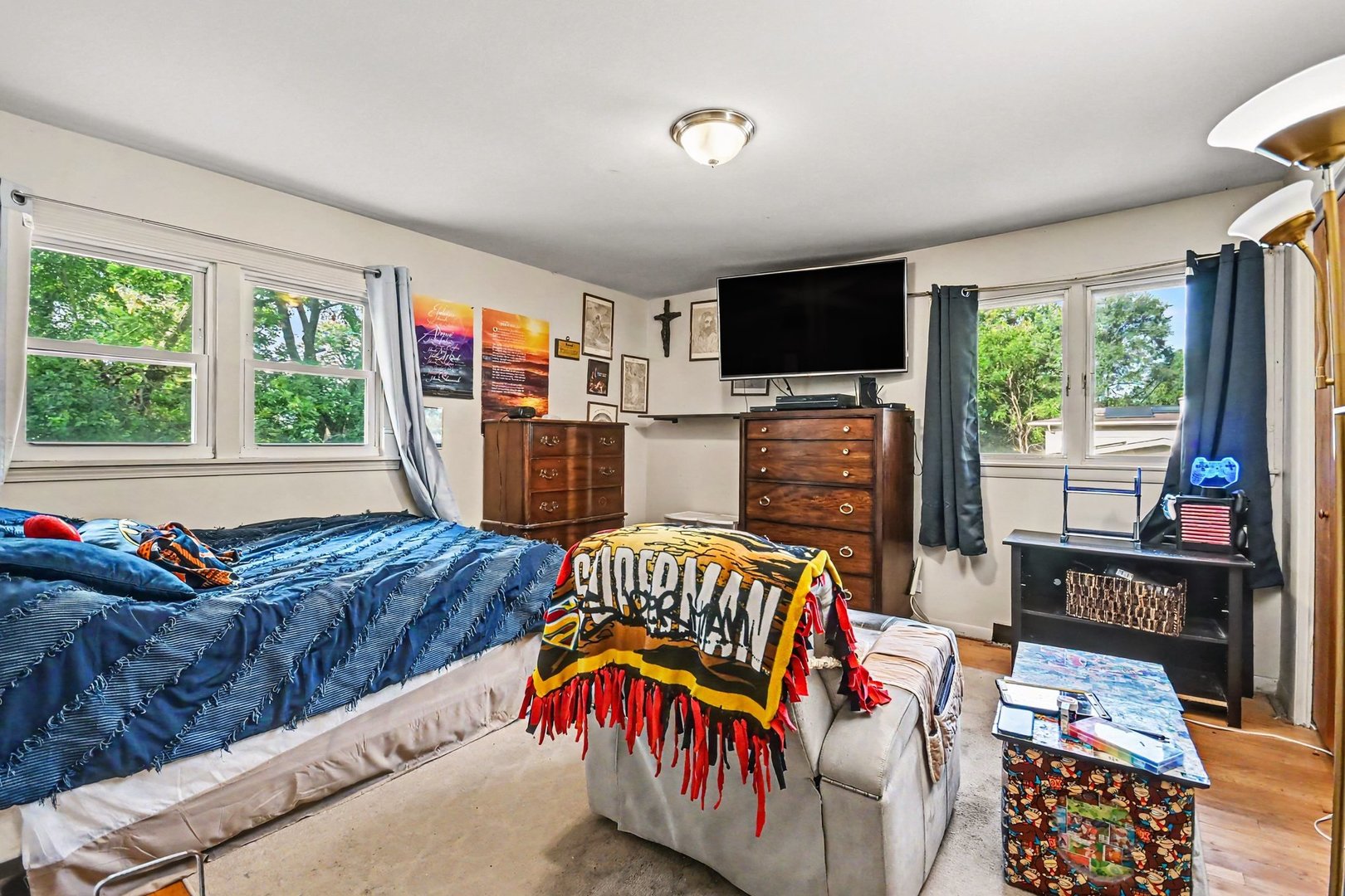 main property photo 17