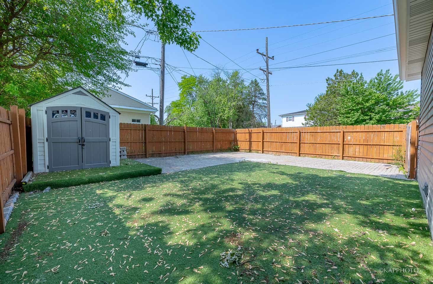 main property photo 28