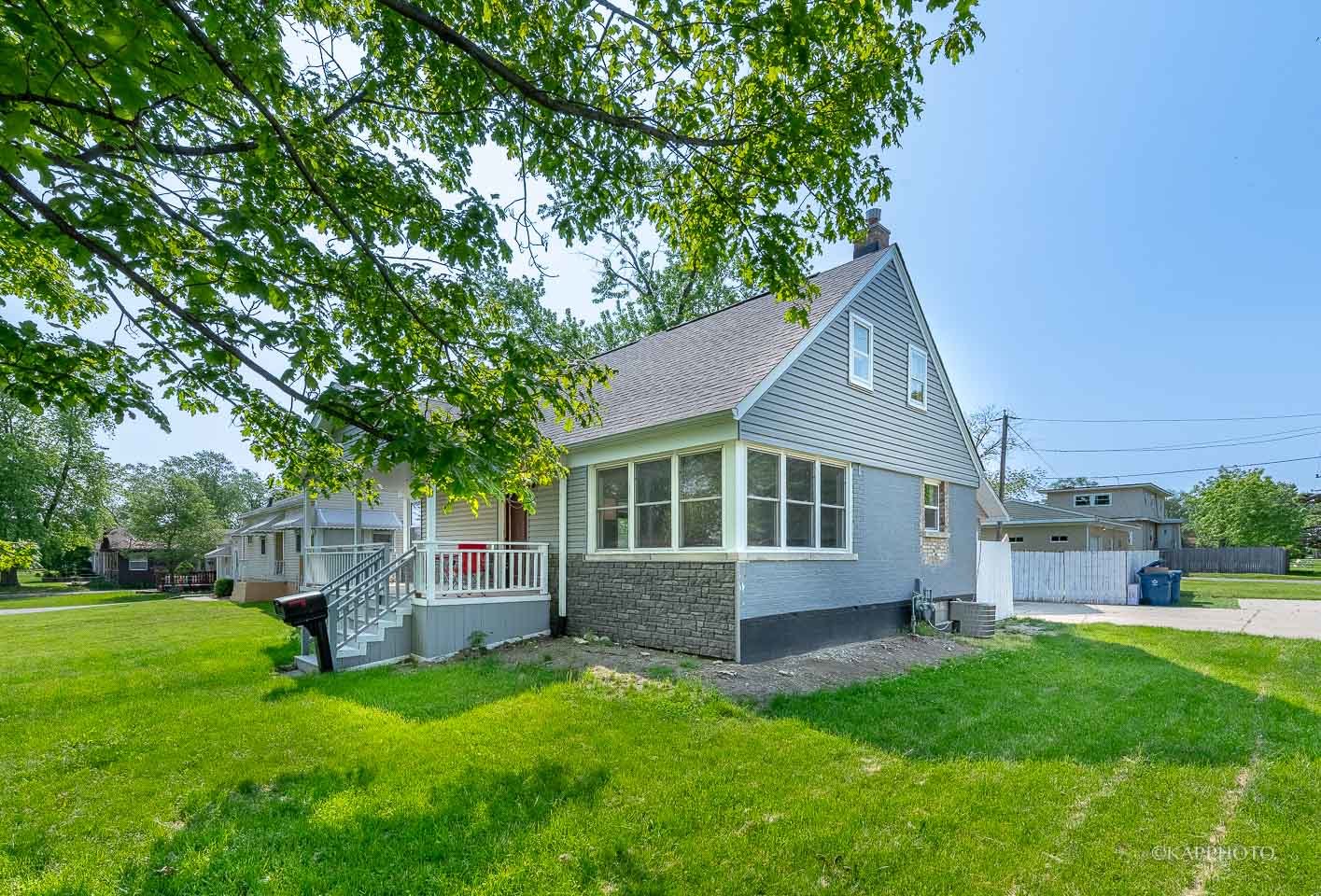 main property photo 37
