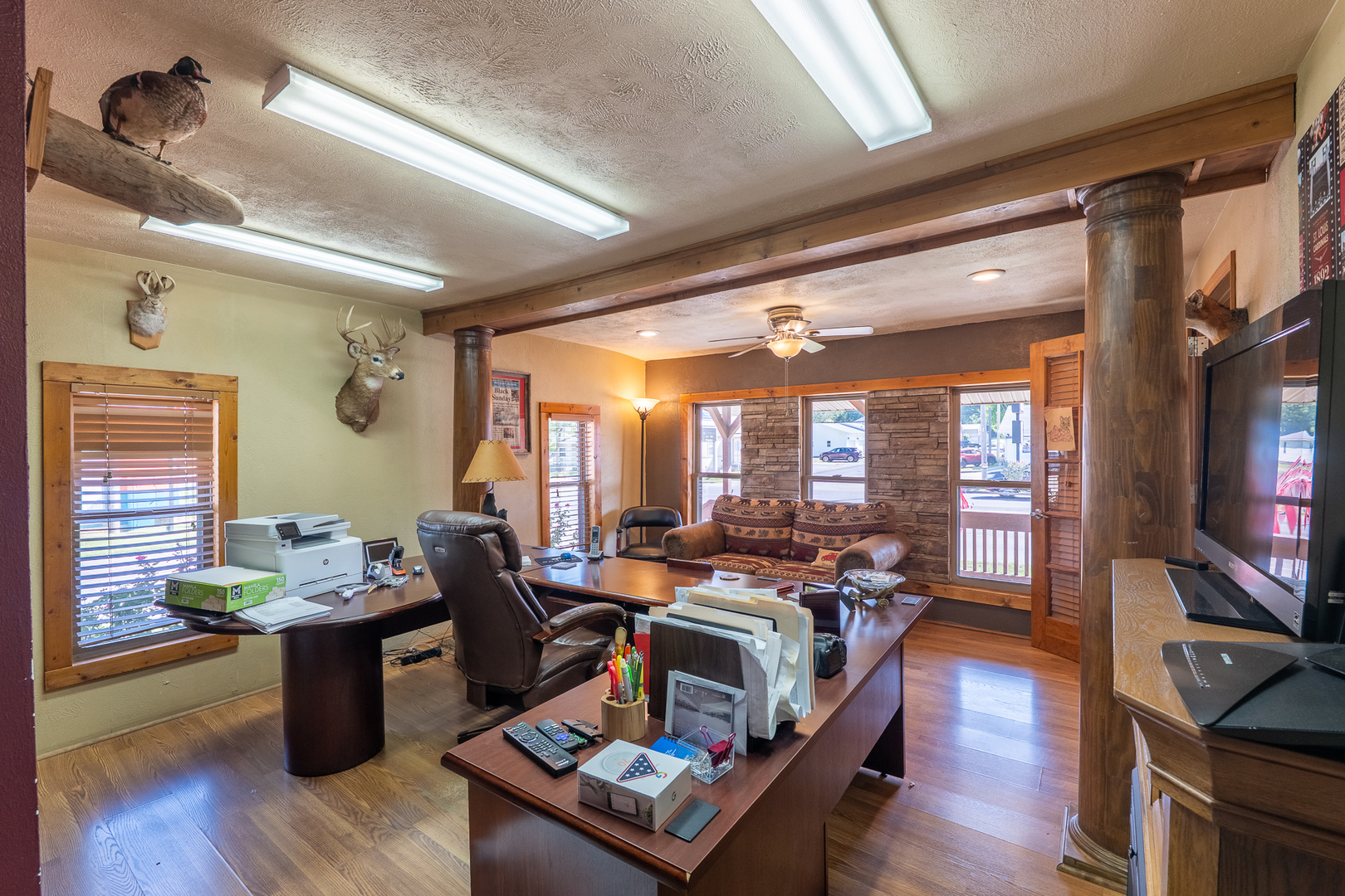 main property photo 13