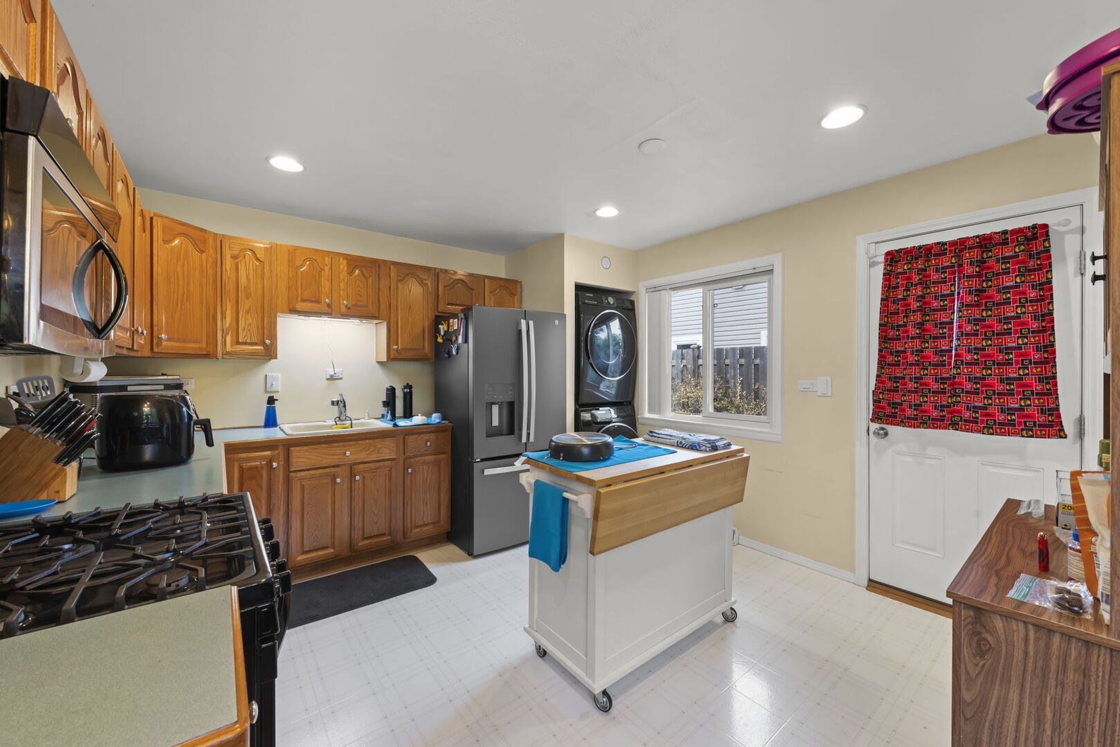 main property photo 5