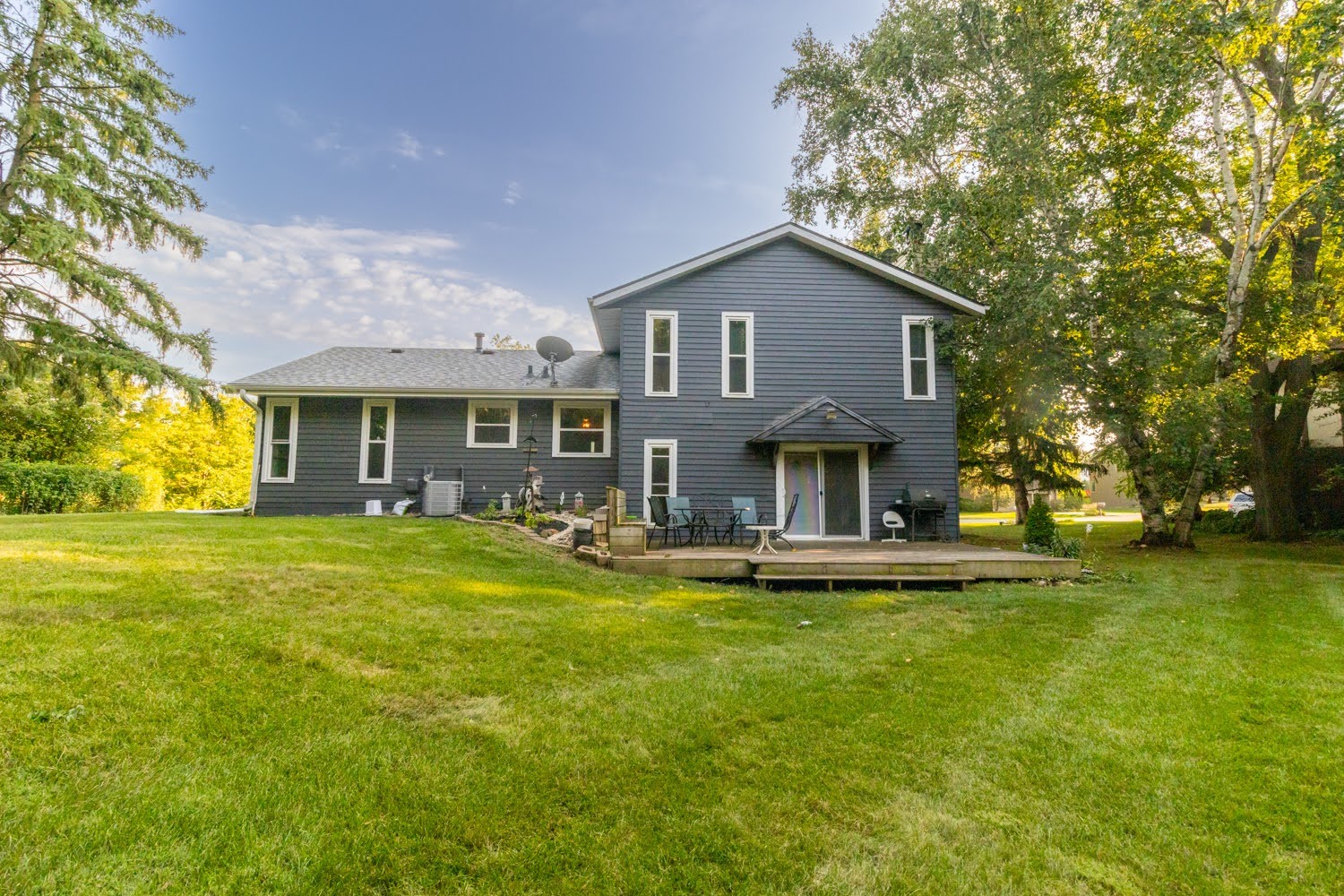 main property photo 29