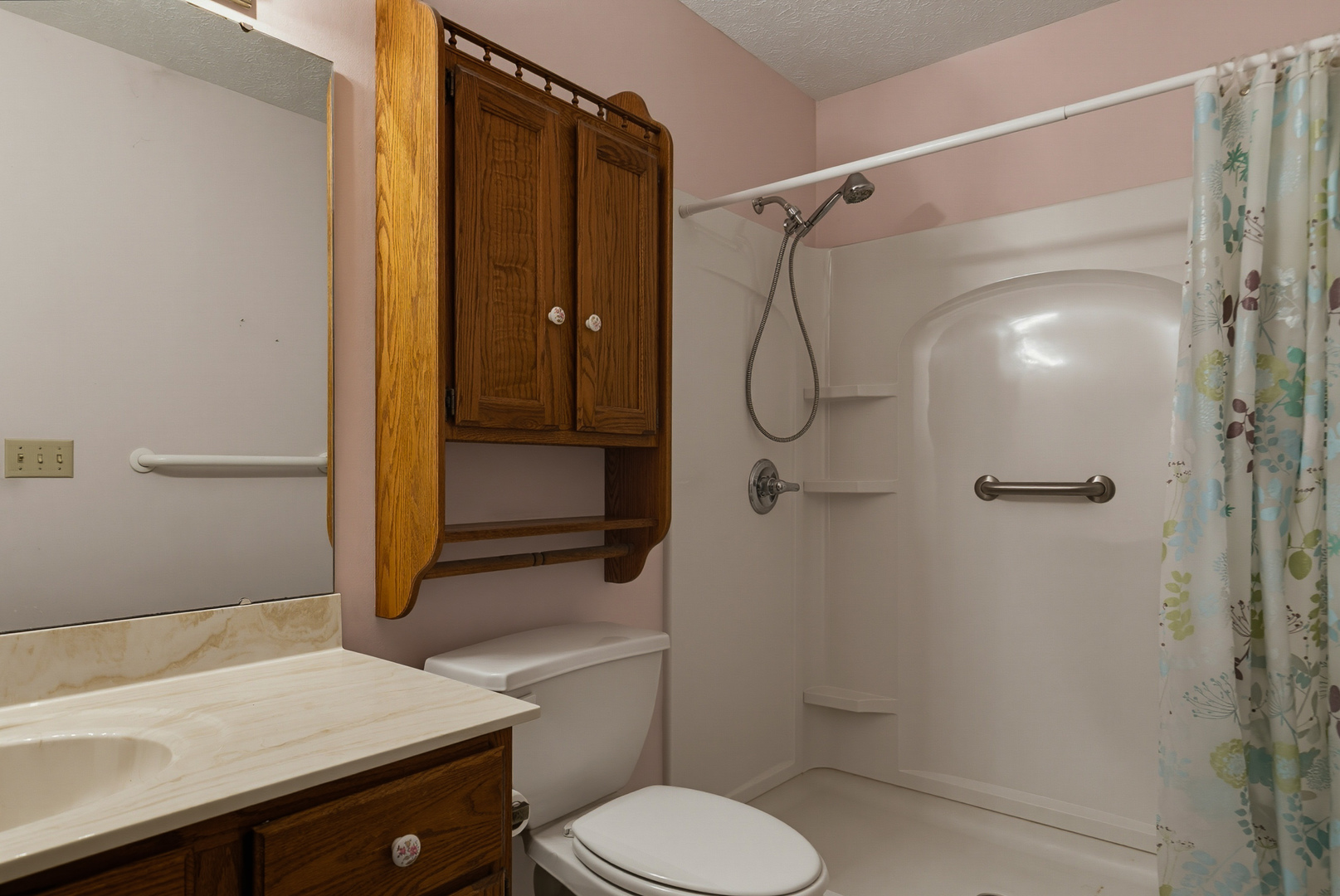 main property photo 25