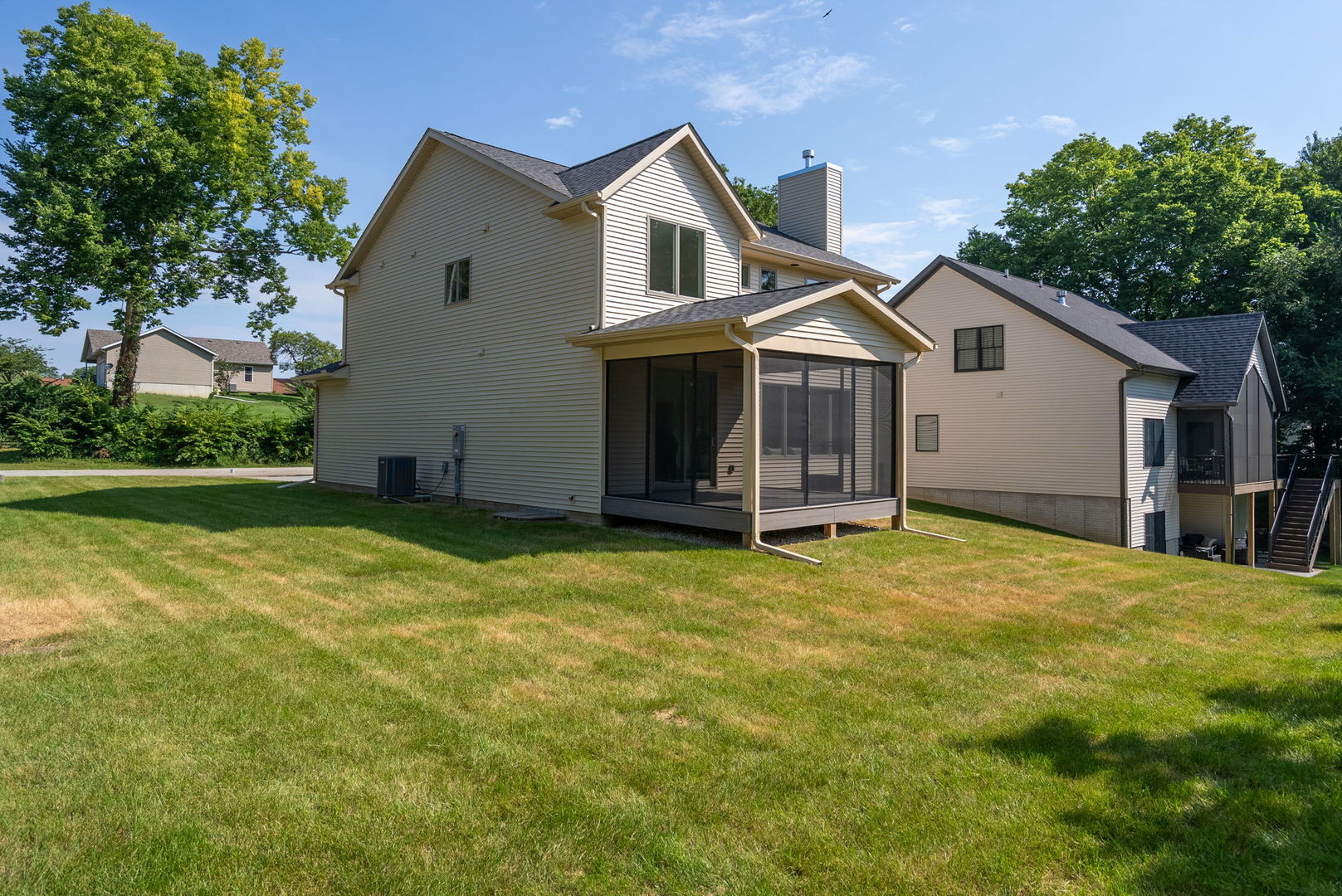 main property photo 48