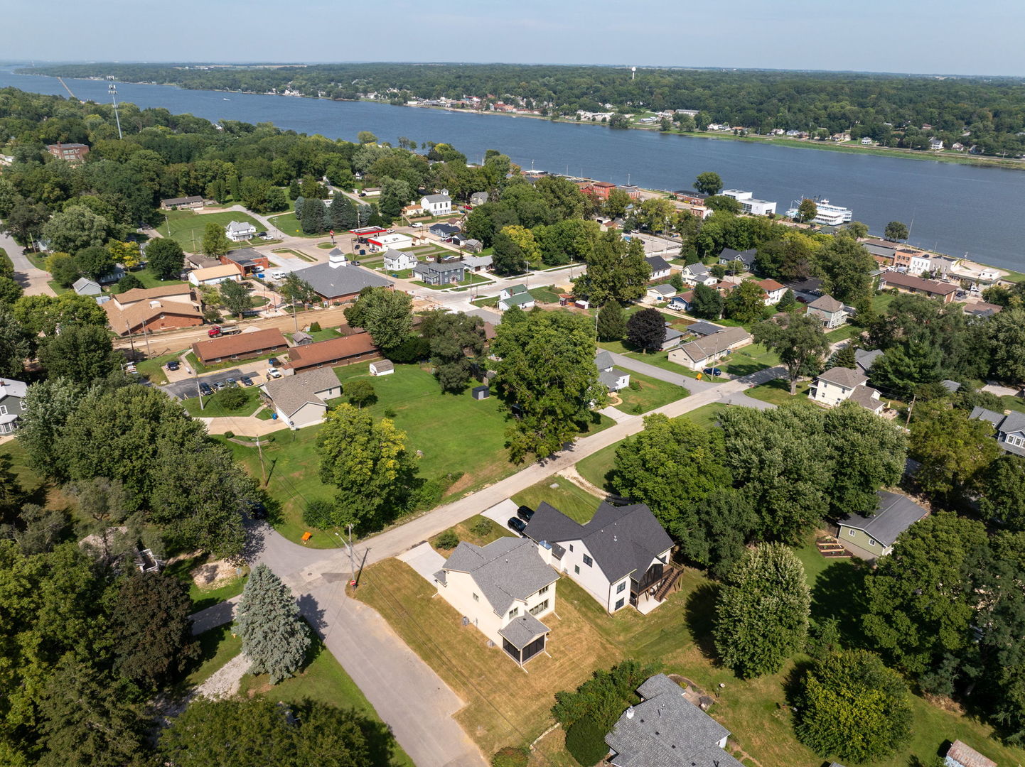 main property photo 57