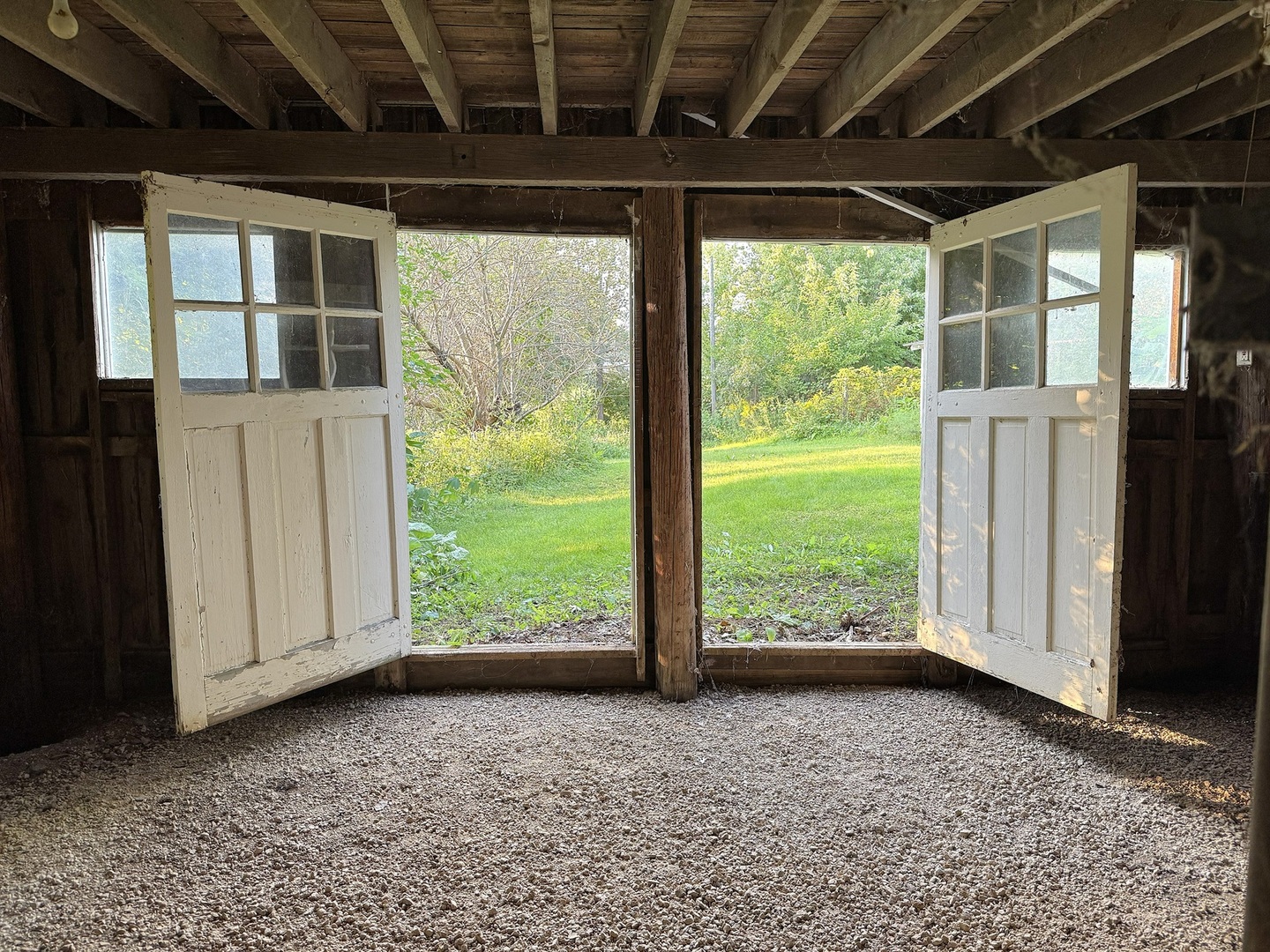 main property photo 37