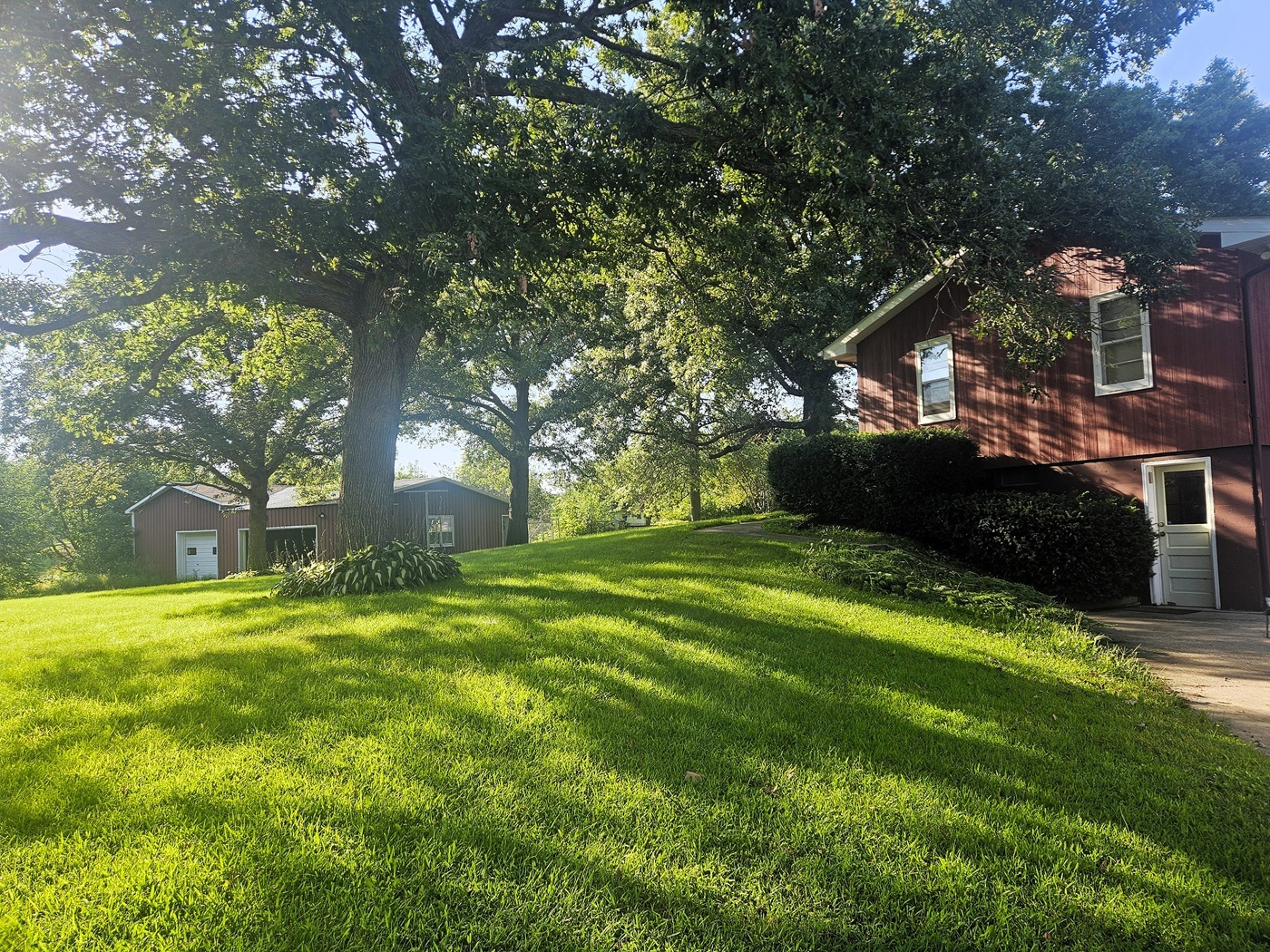 main property photo 42