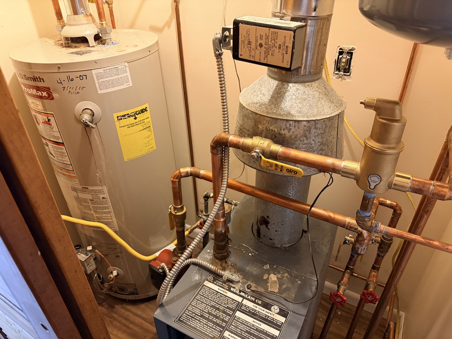 main property photo 9