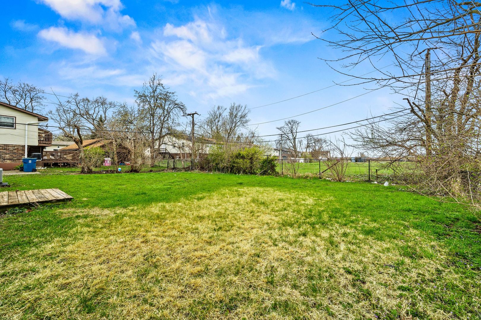 main property photo 13