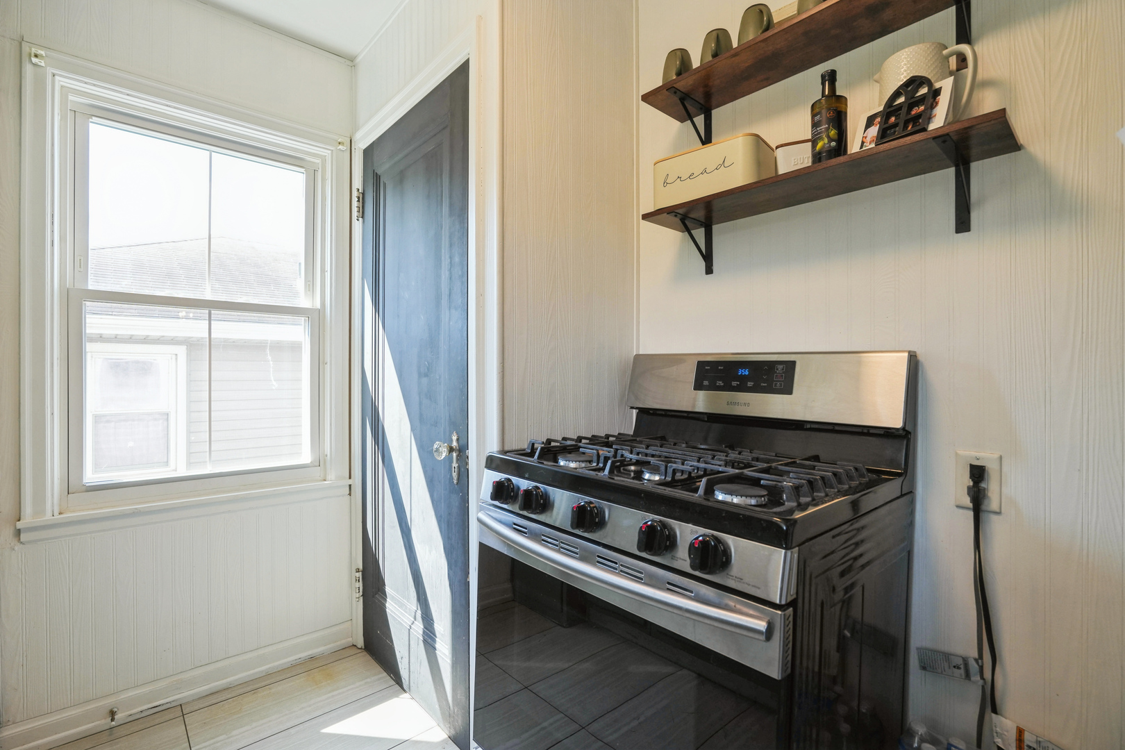 property viewer photo 9