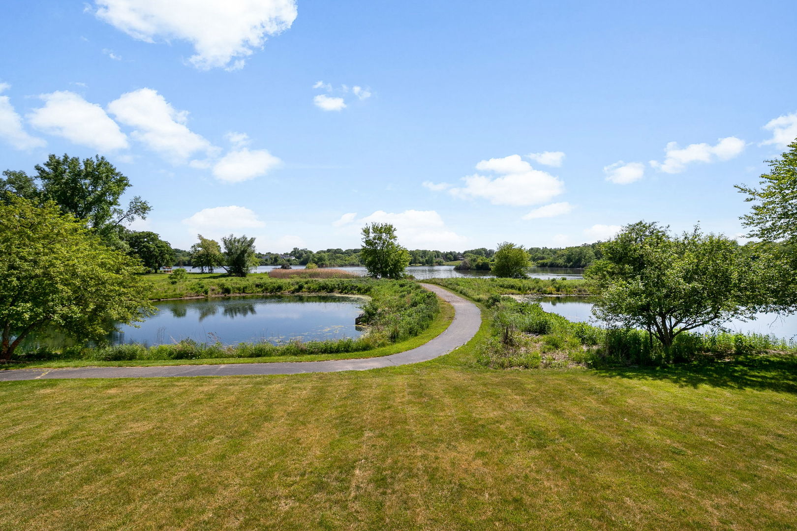 property viewer photo 19